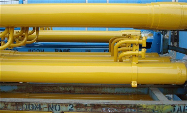 PC200-8液压油缸