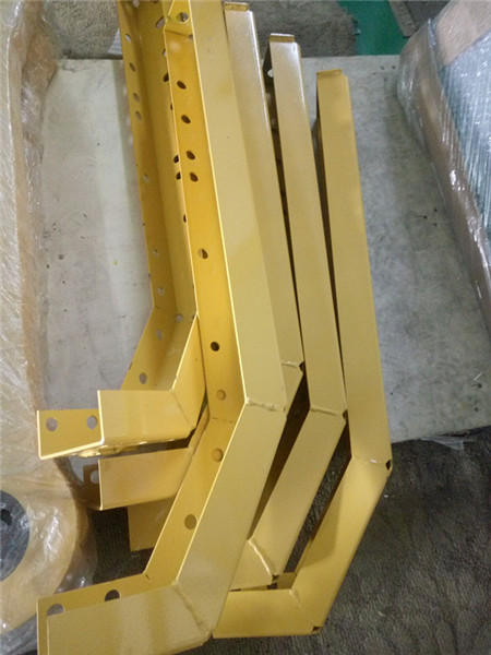 PC360-7边门梁